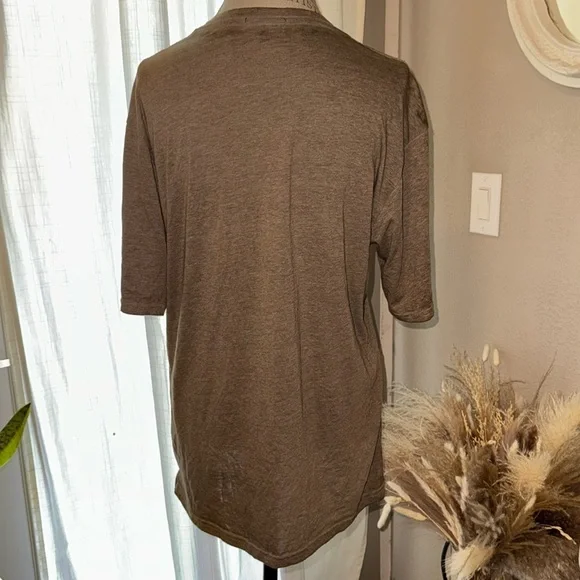 Hutch men’s v-neck shortsleeve t-shirt soft vintage set of 2 tan & orange Large - Picture 7 of 16